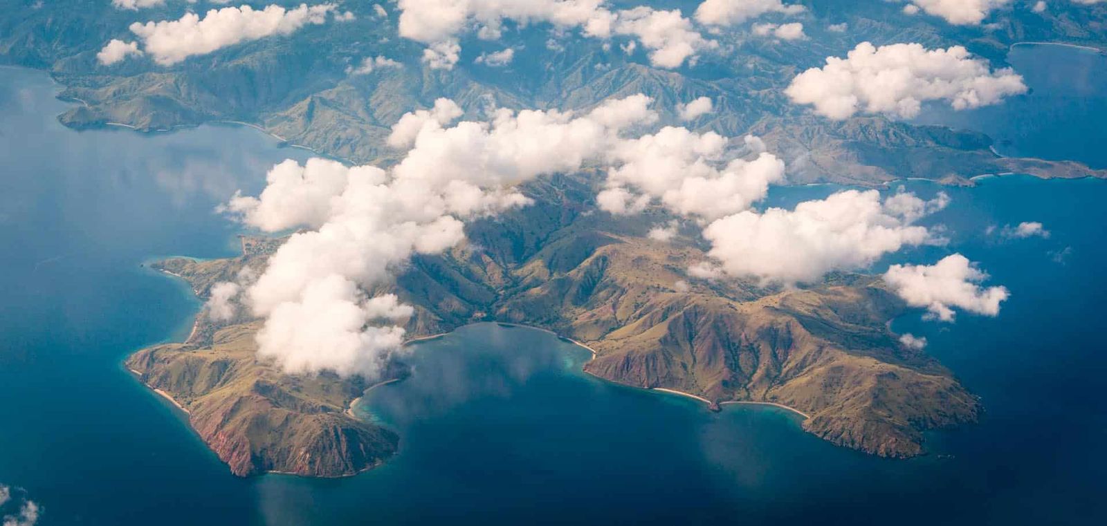Komodo Yacht Charter Guide