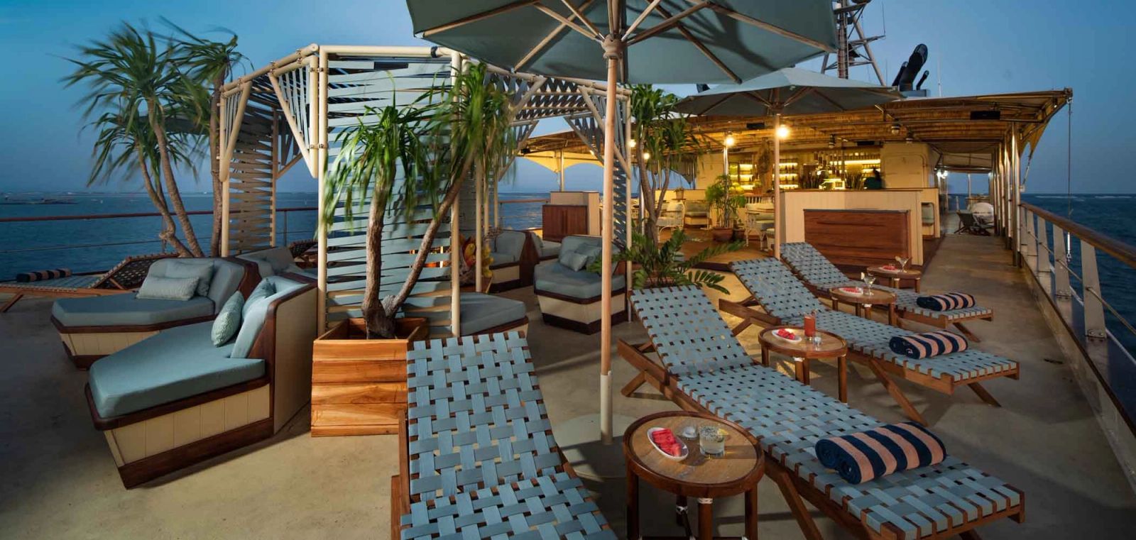 The top deck multi-use space opens opportunities for relaxing or socializing at scale.