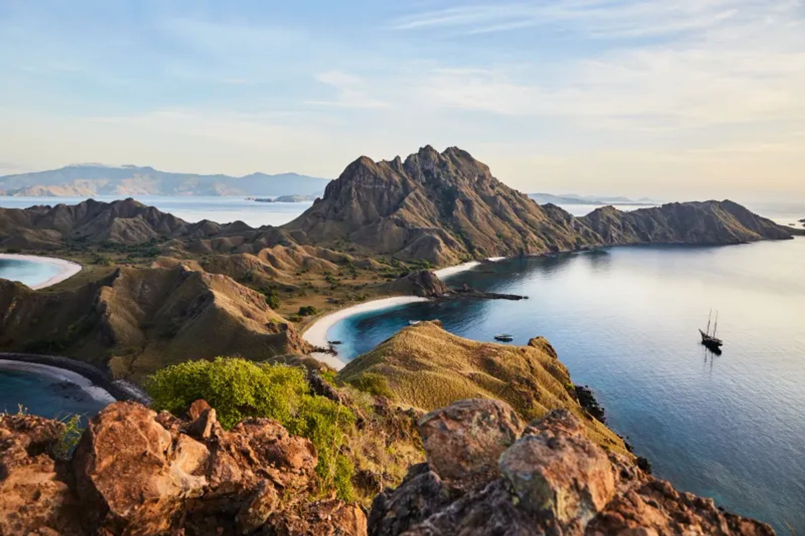How Much Does a Yacht Charter in Indonesia Cost?