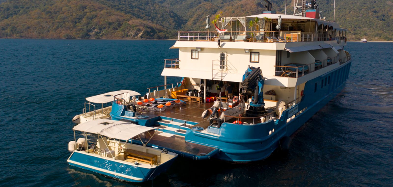 Kudanil Explorer’s massive aft deck and three tenders.