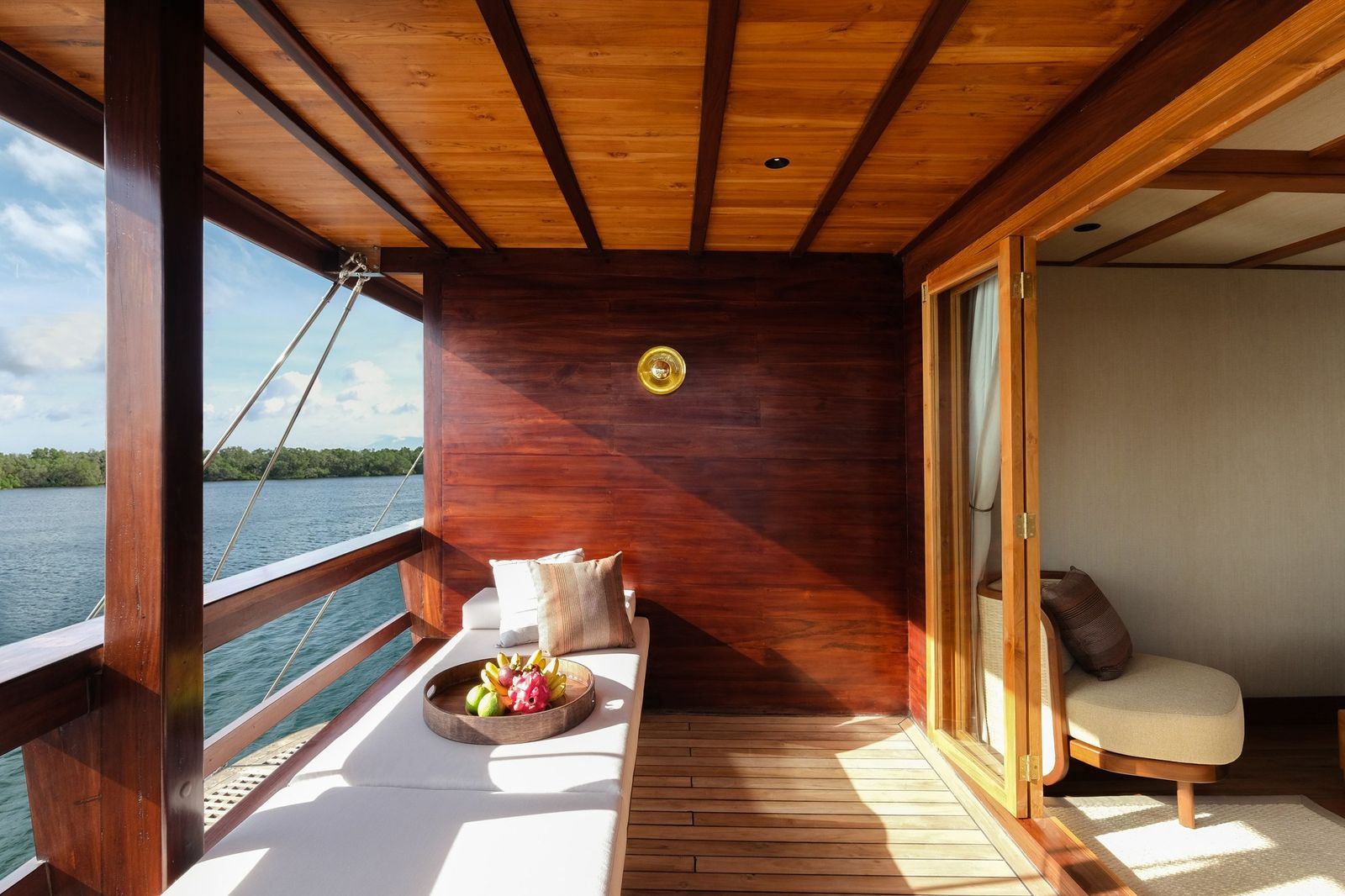 Celestia: 2.2 Owner_s Staterooms (Upper Deck) Celestia   Owner's Staterooms   Terrace 01
