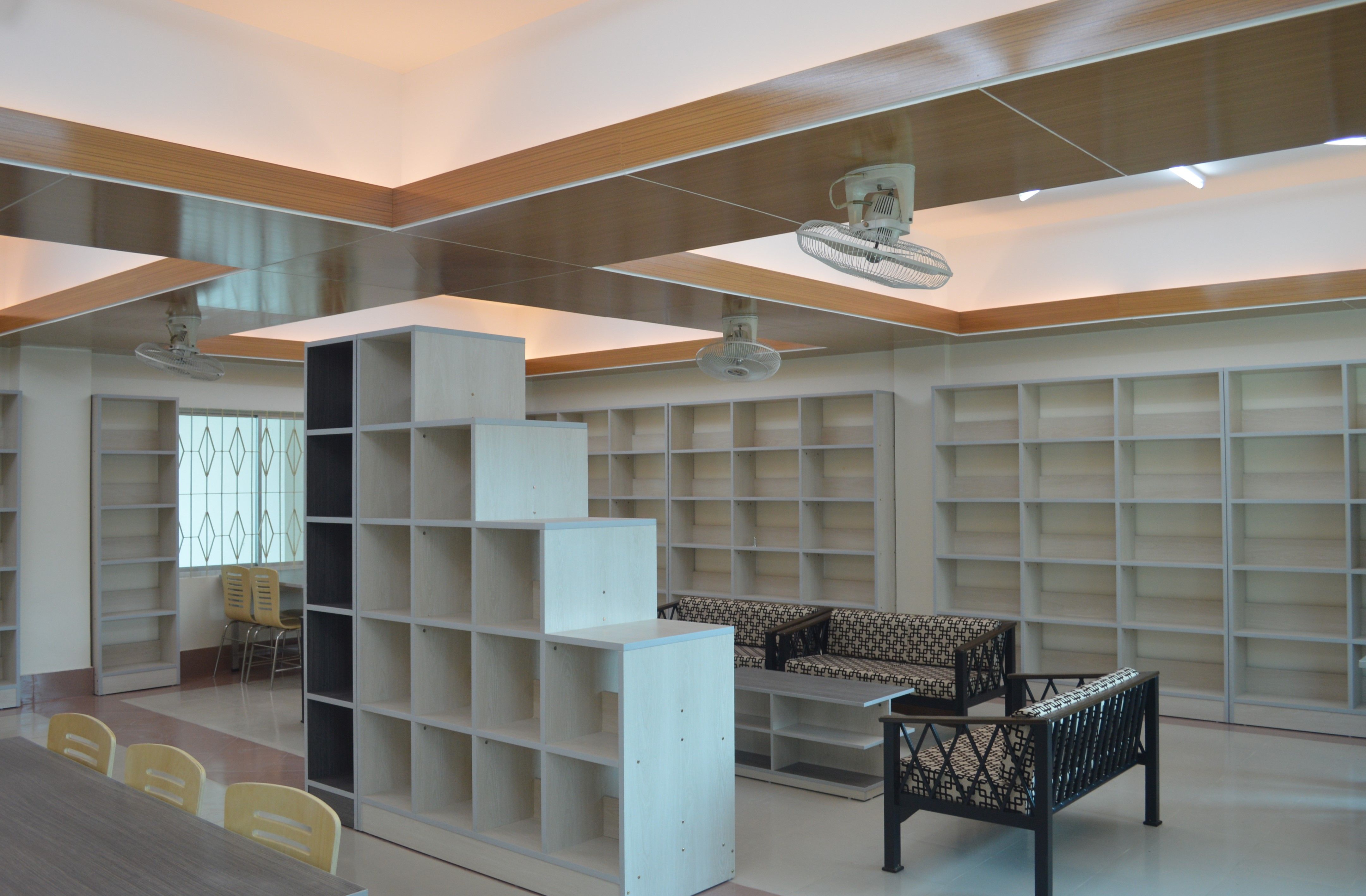 College Library of Cantonment Public School & College, Bogura – photo 2 of 11