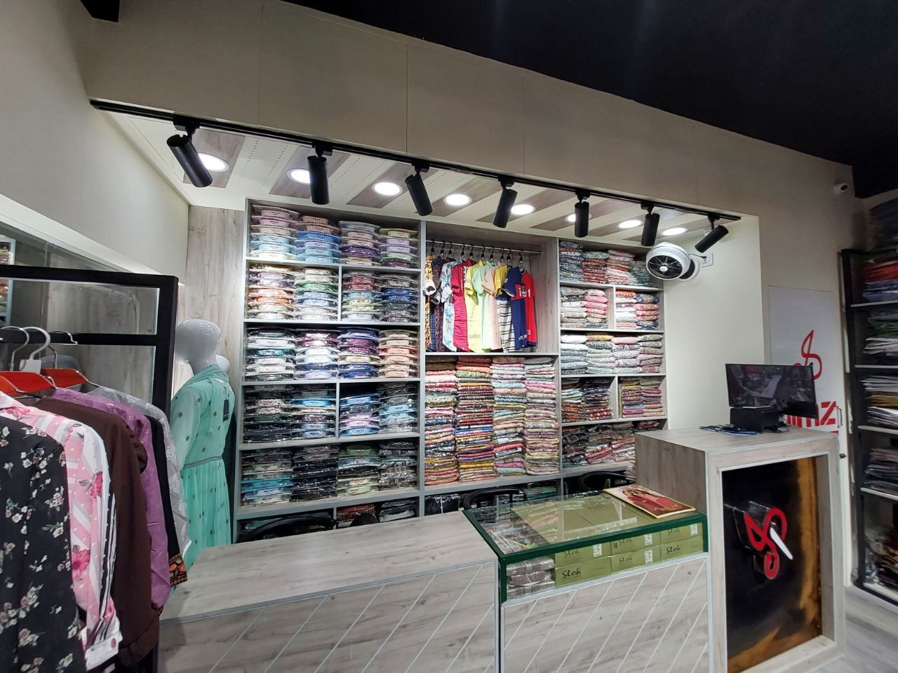 Boutique Shop, Gaibandha – photo 6 of 8