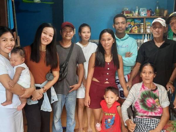 Ministering to my best friend's family after his mother had a stroke, offering encouragement and herbal treatment.