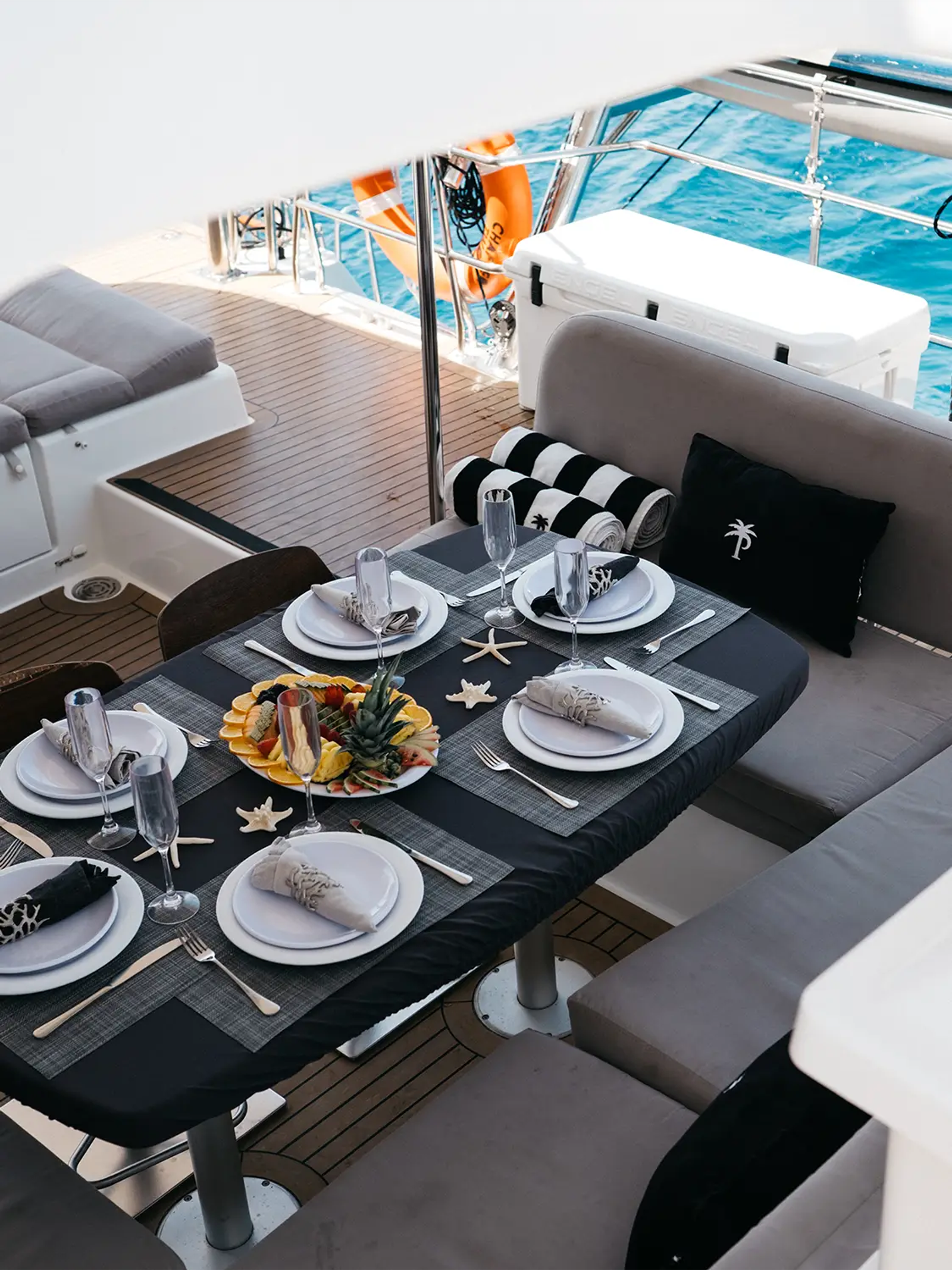 Yacht charters by Private Villas Mexico