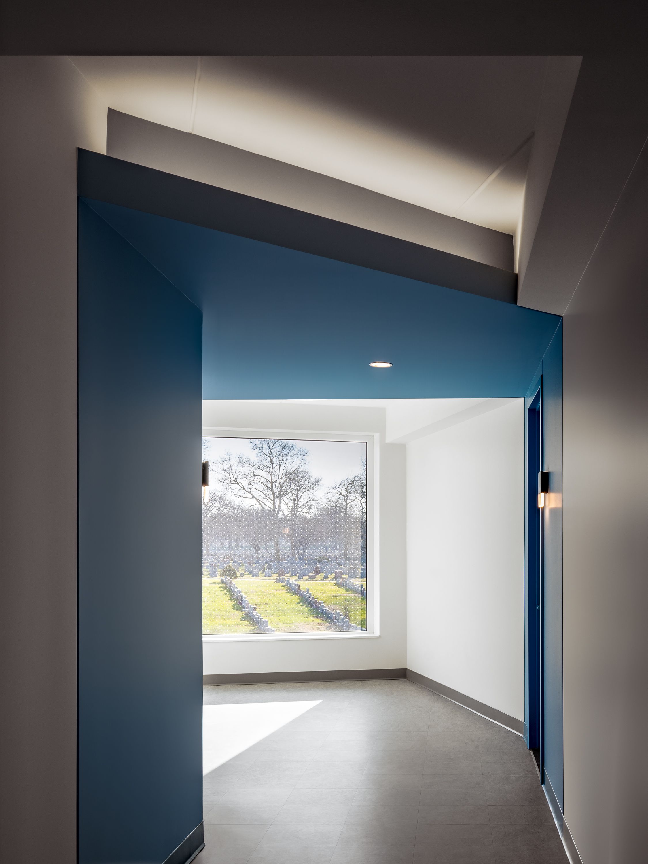 Elegant corridors with views of the exterior