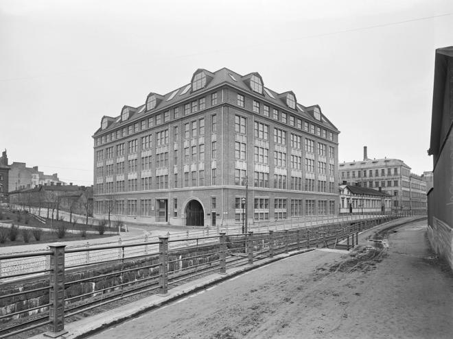A black and white image of Merikortteli in Helsinki