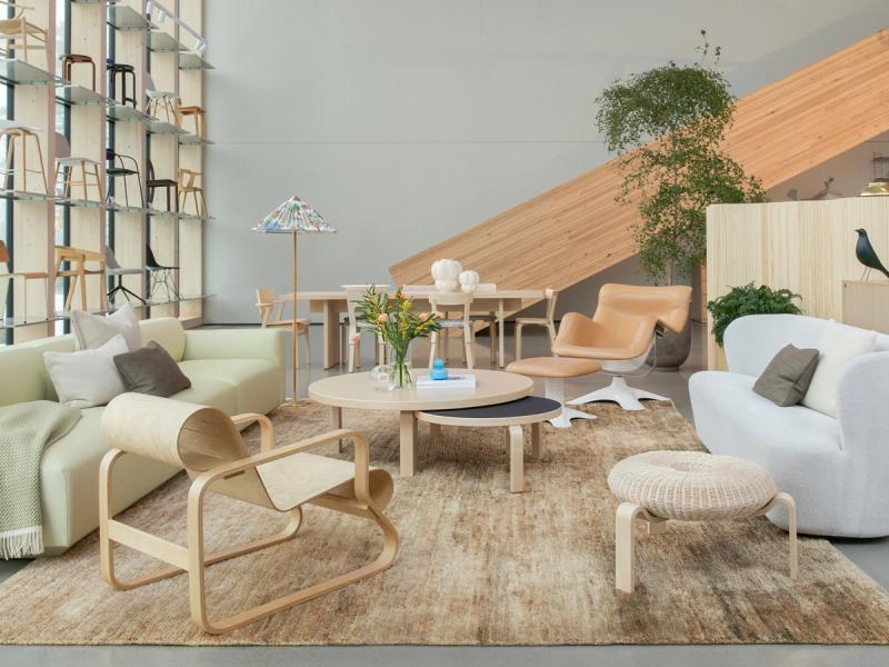Hennosta vihreästä okrankeltaiseen – Finnish Design Shopin showroom & myymälän kevään tunnelmia