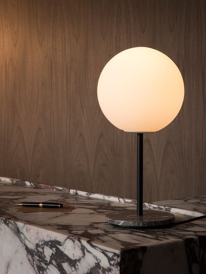 Menu TR Bulb table lamp
