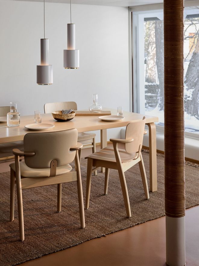 Domus chairs around a rectangular dining table