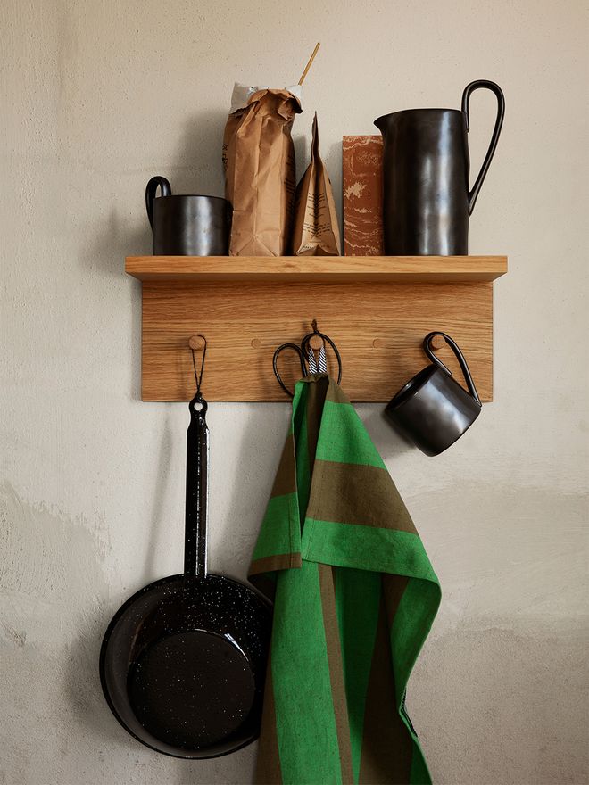 ferm LIVING Place rack, small, 45 cm, oak