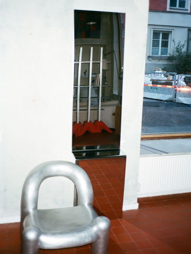 Pleat Mirror