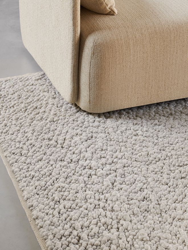 Menu Gravel rug, 170 x 200 cm, ivory