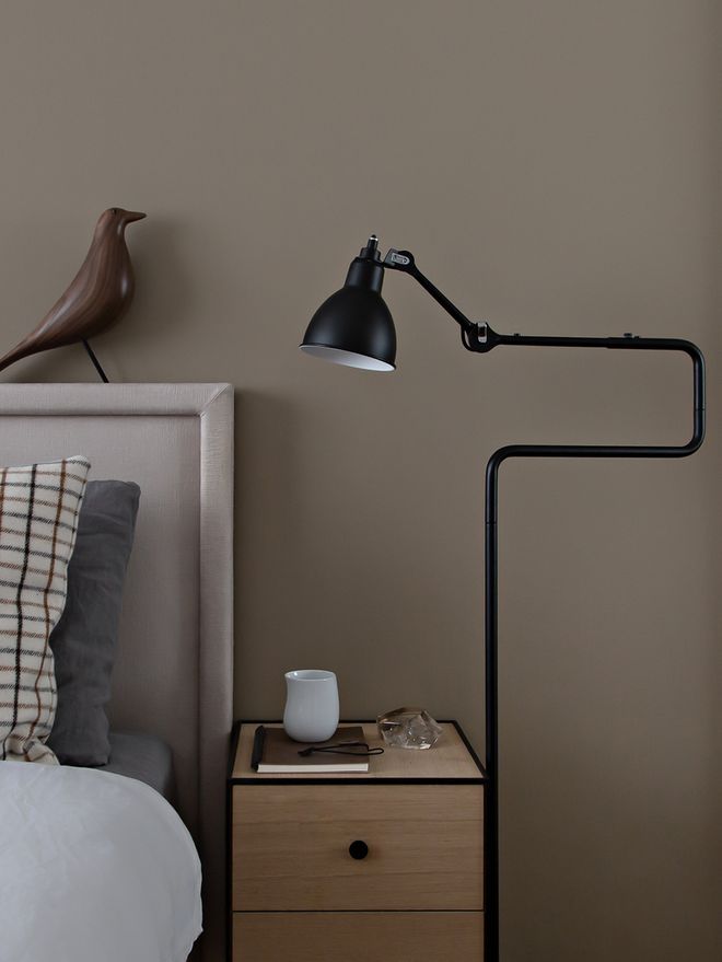 DCWéditions Lampe Gras 411 floor lamp, round shade, black