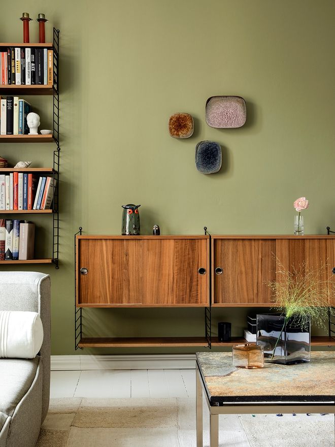 Cover Story Interior paint 028 TONI - mud green