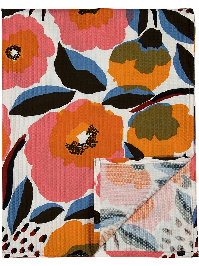 Marimekko Rosarium beach cloth