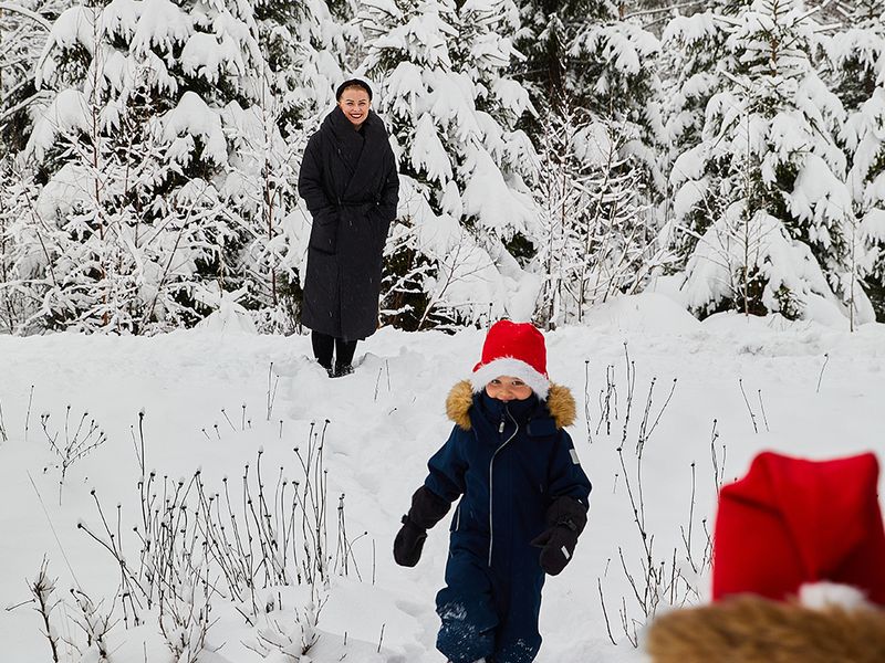 ”Normaalisti kotimme on minimalistinen, mutta jouluna on lupa irrotella”
