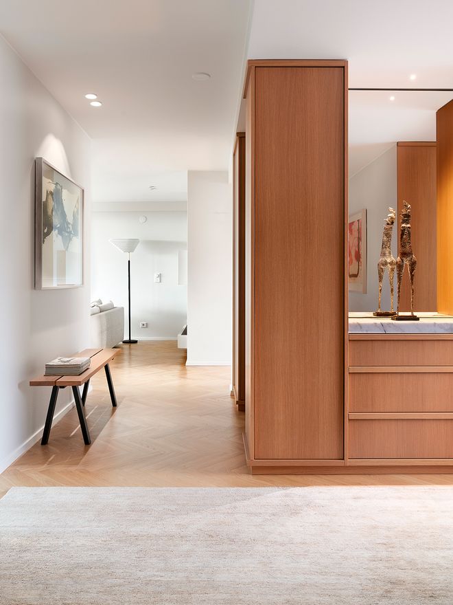 A805 floor lamp by Artek