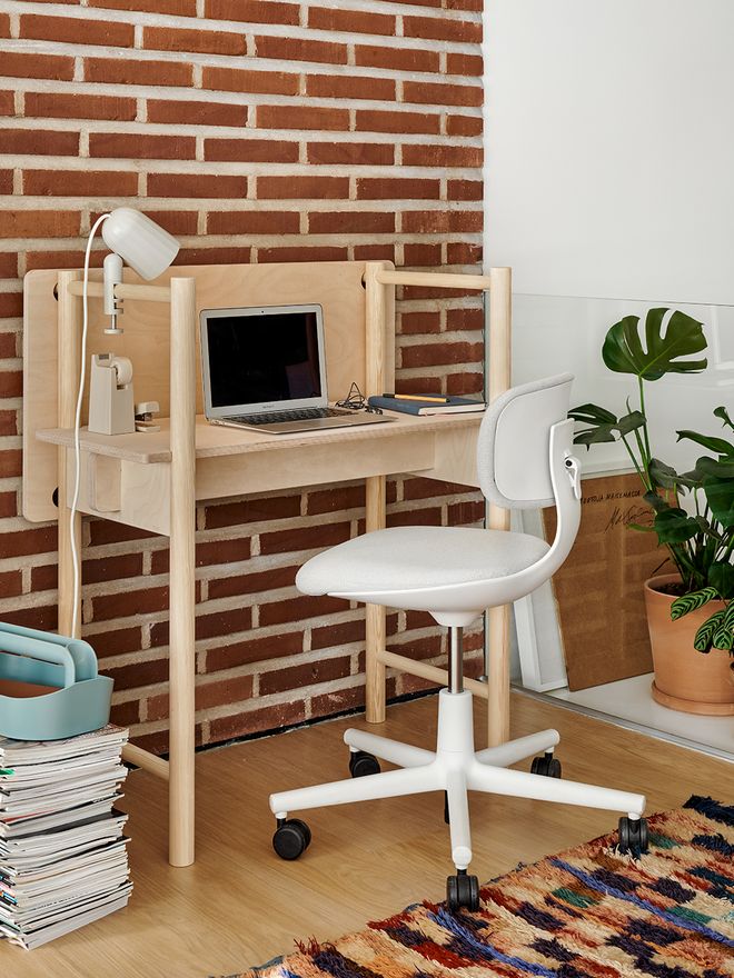 Made By Choice Fem desk
