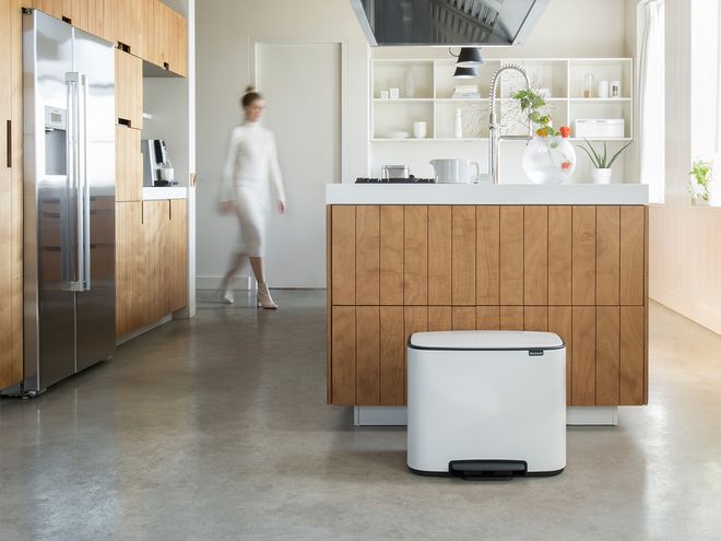 Brabantia Bo Pedal Bin 11 + 23 L, white