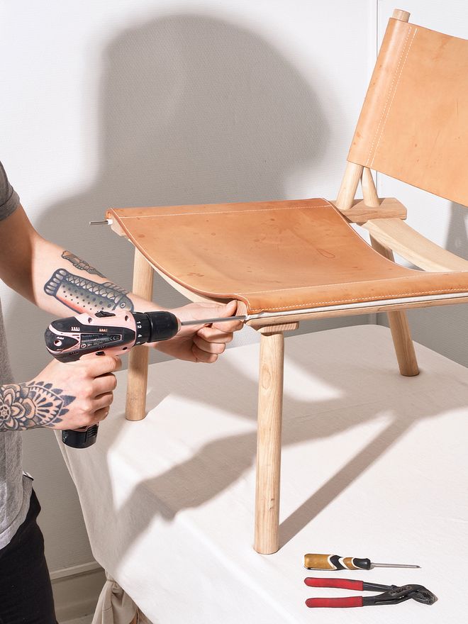 Disassembly of the chair