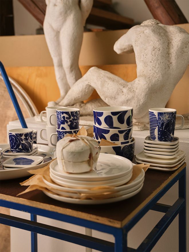 https://www.finnishdesignshop.com/product/oiva-ruudut-bowl-5-dl-white-blue