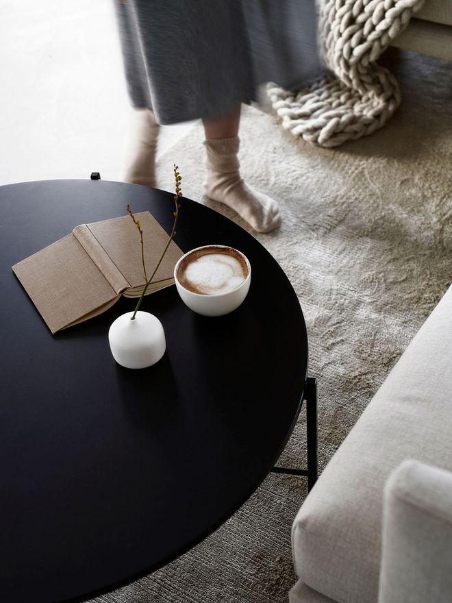 Hakola Round coffee table