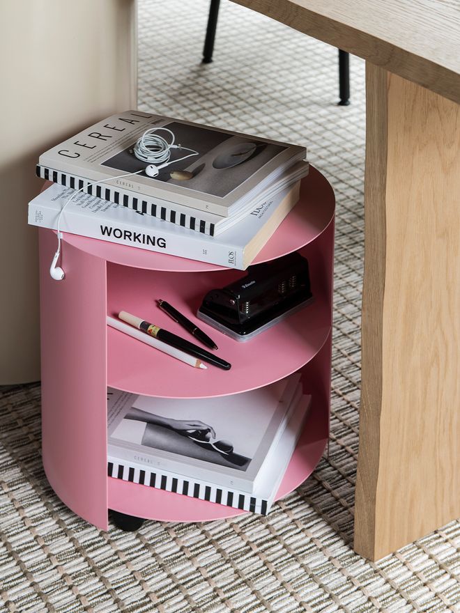 Hem Hide side table, light pink