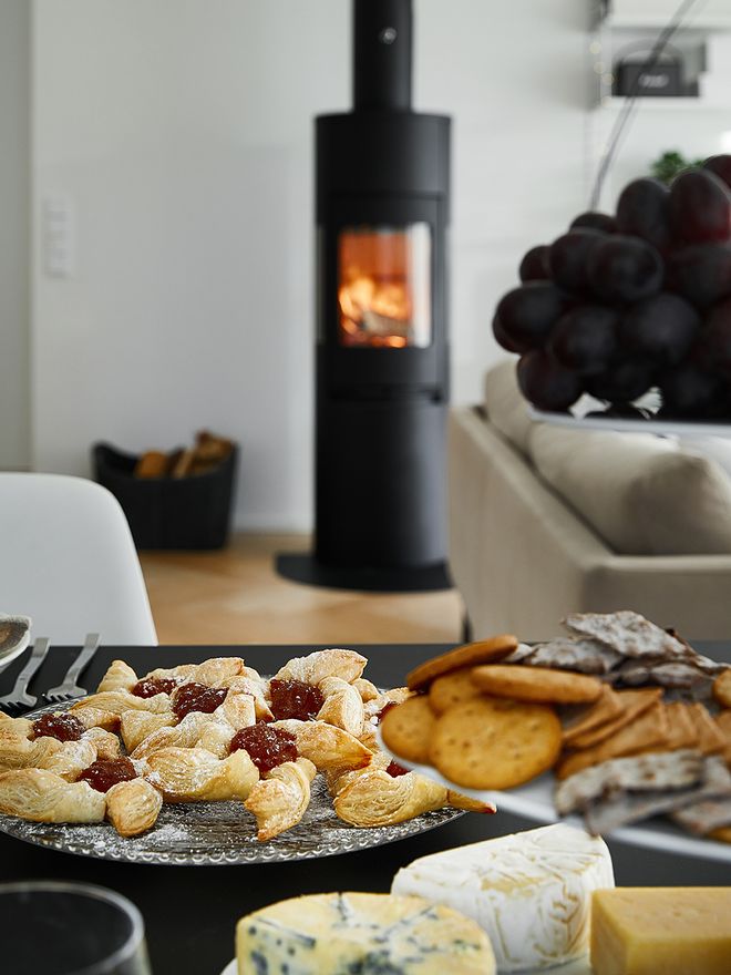 Tarts, cheeses, and crackers
