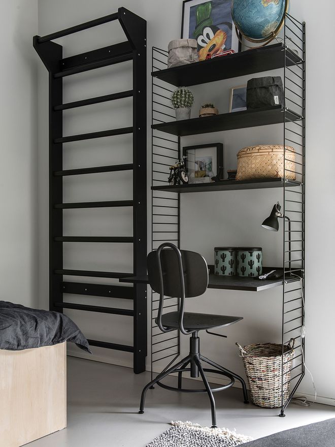 String System shelves