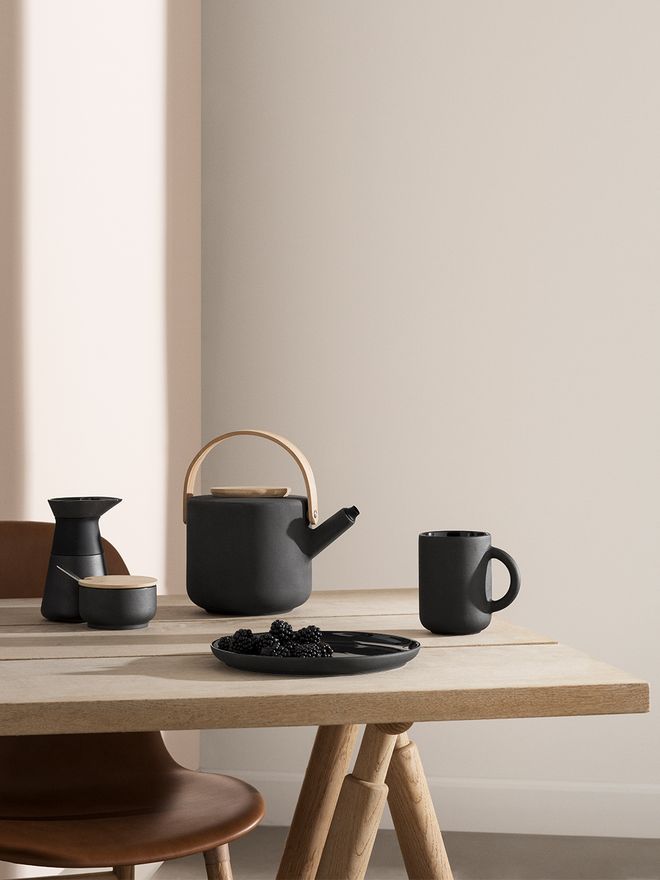 Stelton's Theo teapot