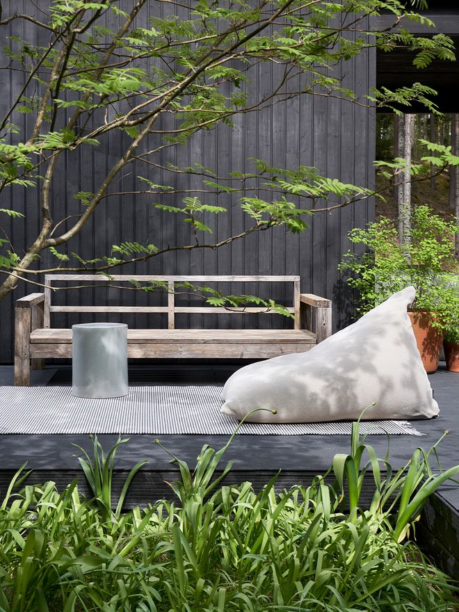 Woodnotes My Outdoor lounge chair, natural white