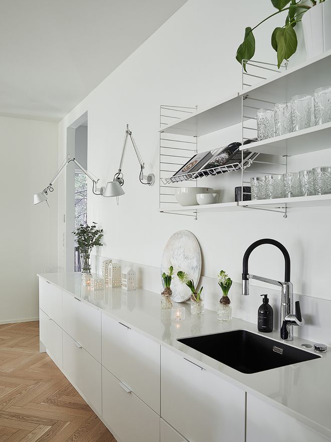 Tolomeo wall lamp