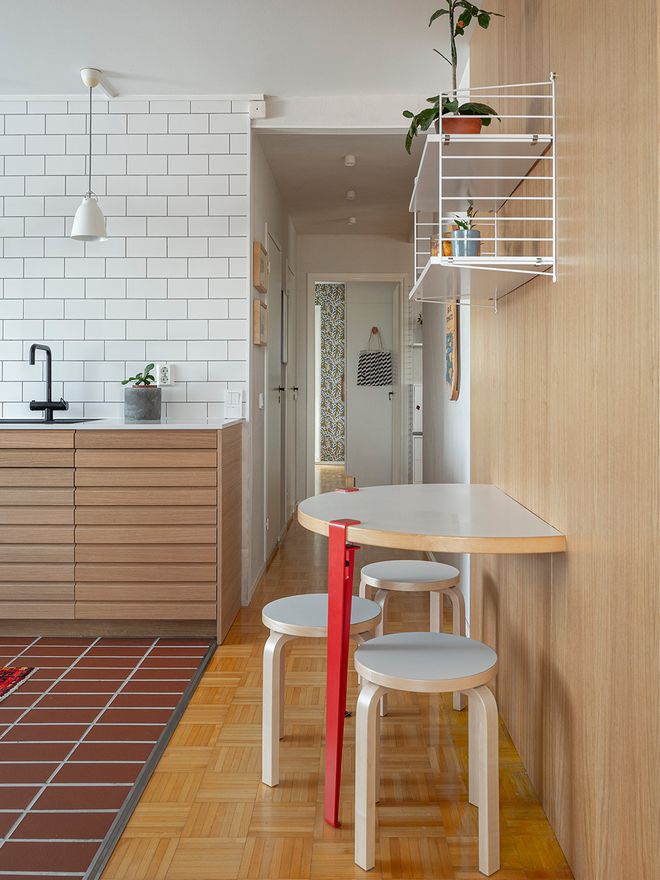 Red desk legs by TIPTOE