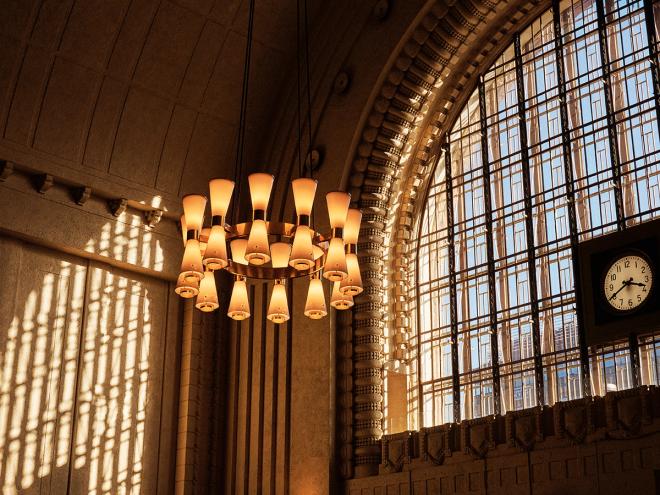 Paavo Tynell chandelier at Helsinki Central Station