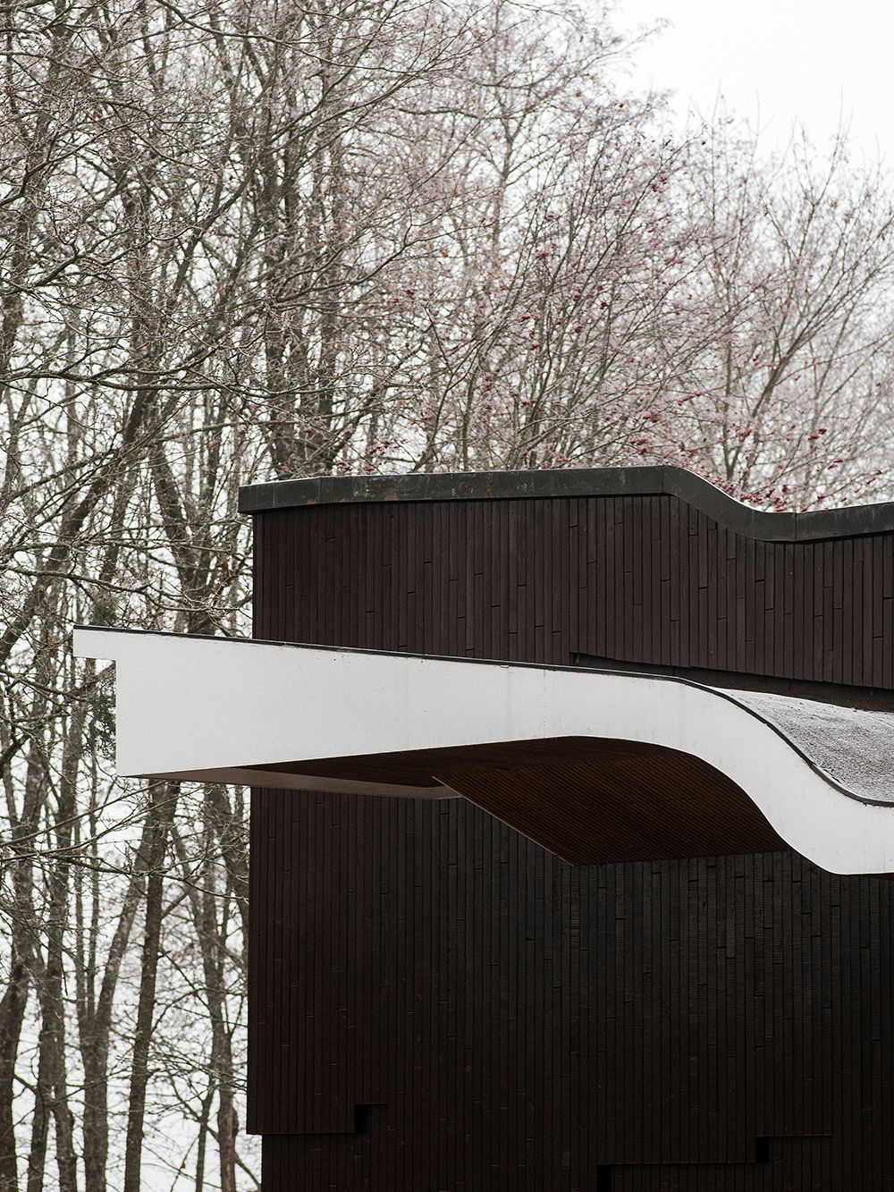 Villa Kokkonen is an artist's home designed by Alvar Aalto
