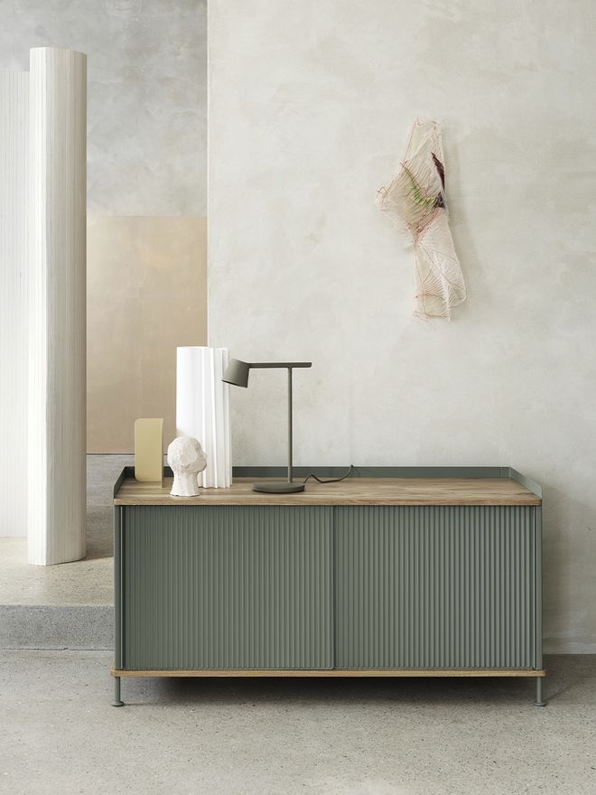 Muuto Enfold senkki, matala, tammi - dusty green