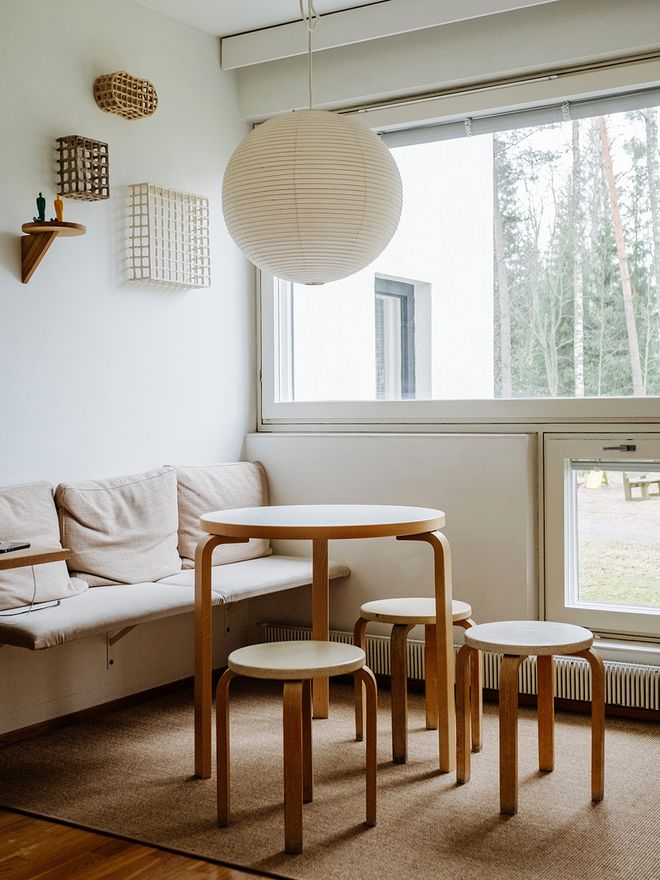 Artek round table 90b