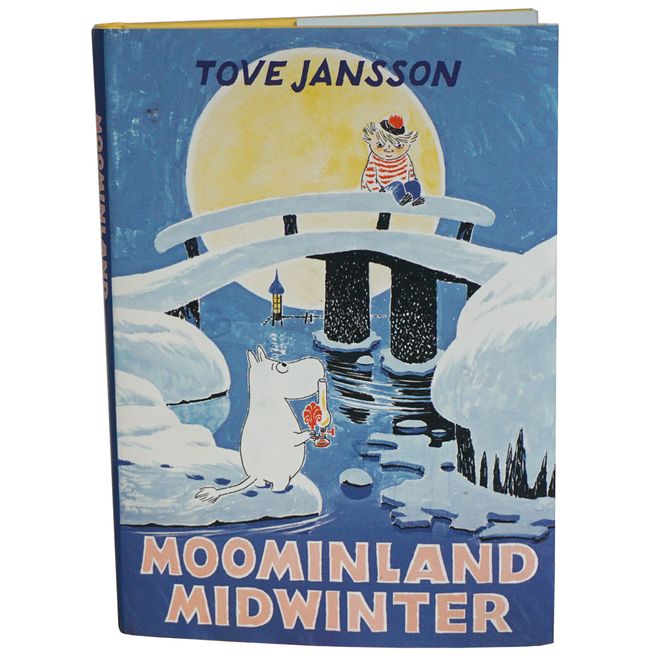 Moominland Midwinter by Tove Jansson