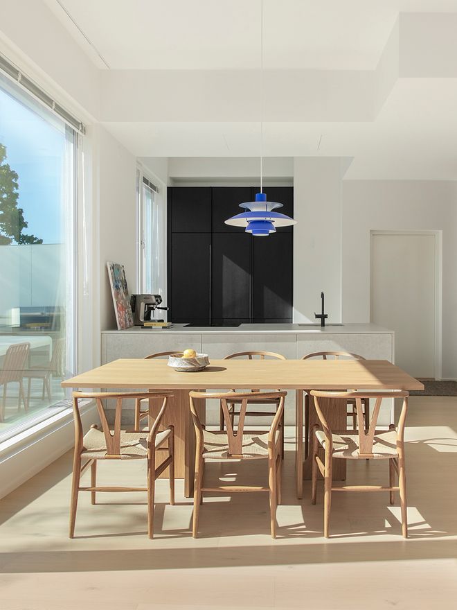 Audo Copenhagen Androgyne dining table, oak
