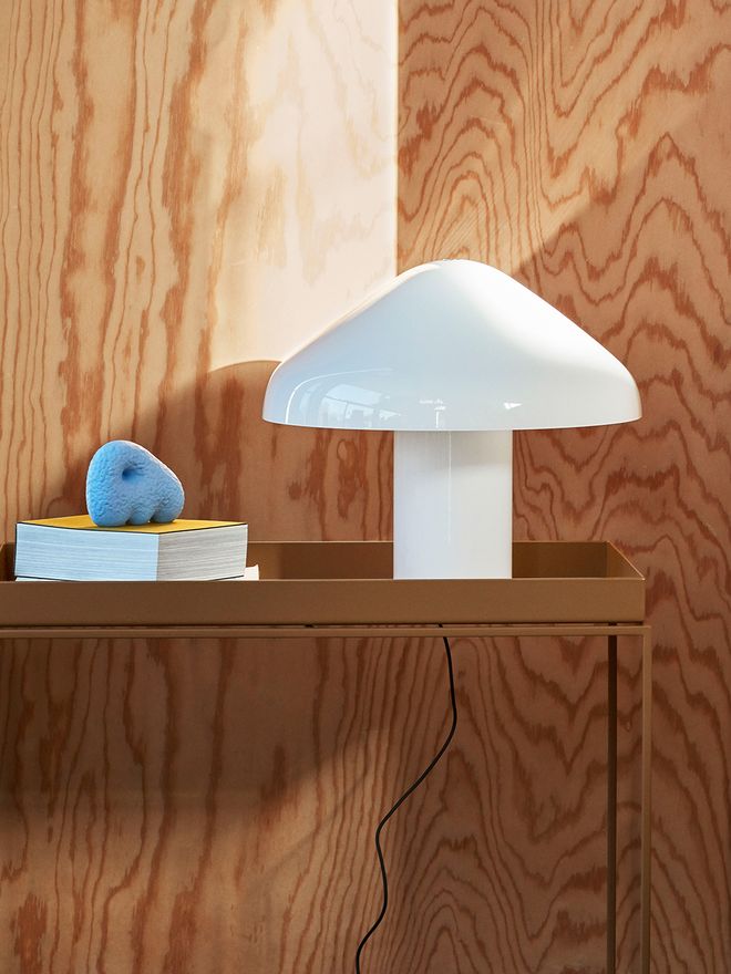 Hay Pao table lamp