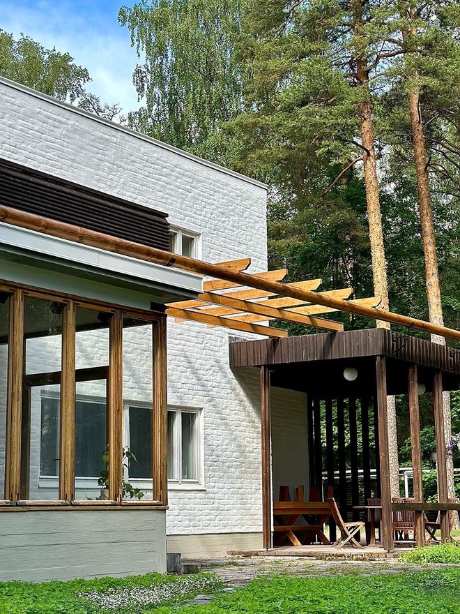 An image featuring Kantola, a residence designed by Alvar Aalto, located in Sunila, Finland.