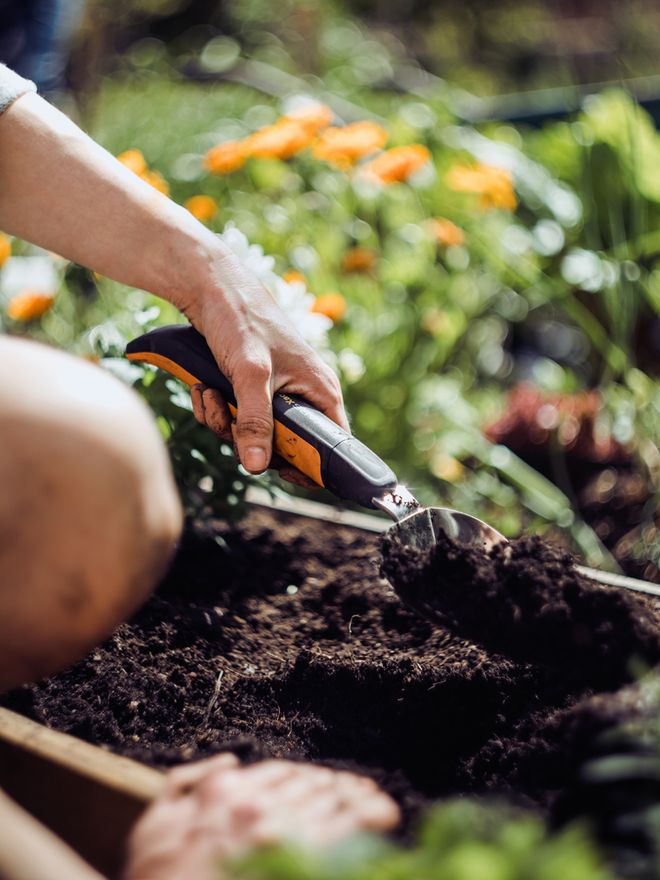 Fiskars Xact trowel