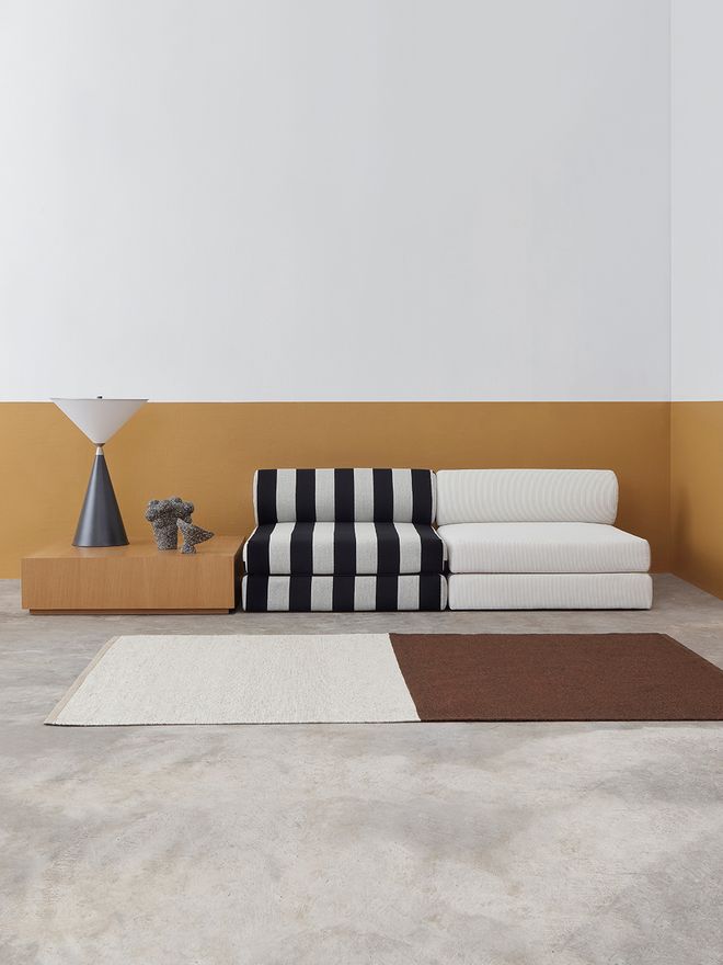 Interface  Lollipop bed chair