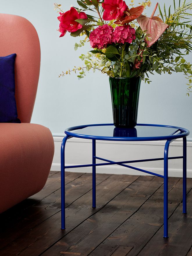 Warm Nordic Secant coffee table, cobalt blue