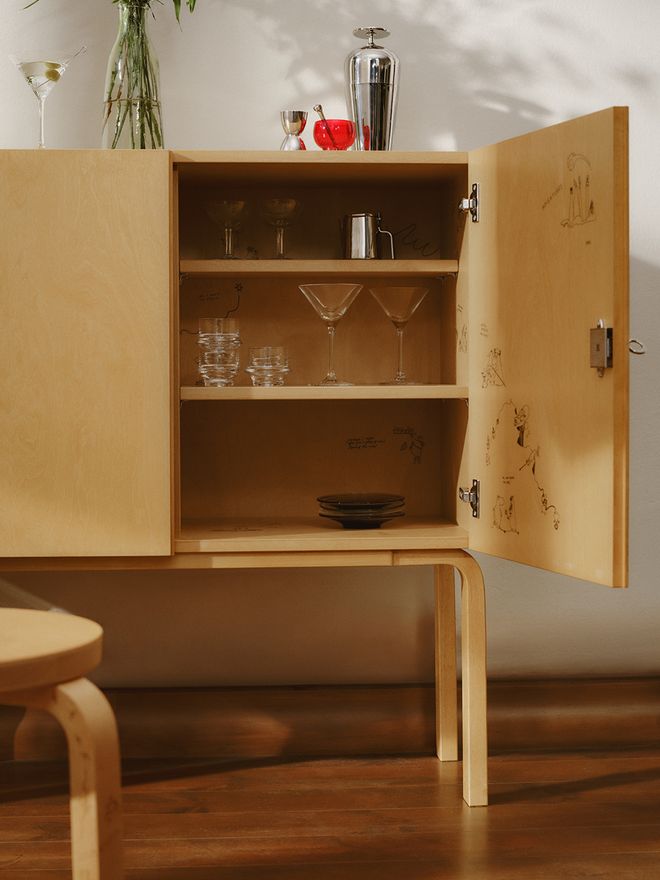 Artek + Moomins, cabinet 250