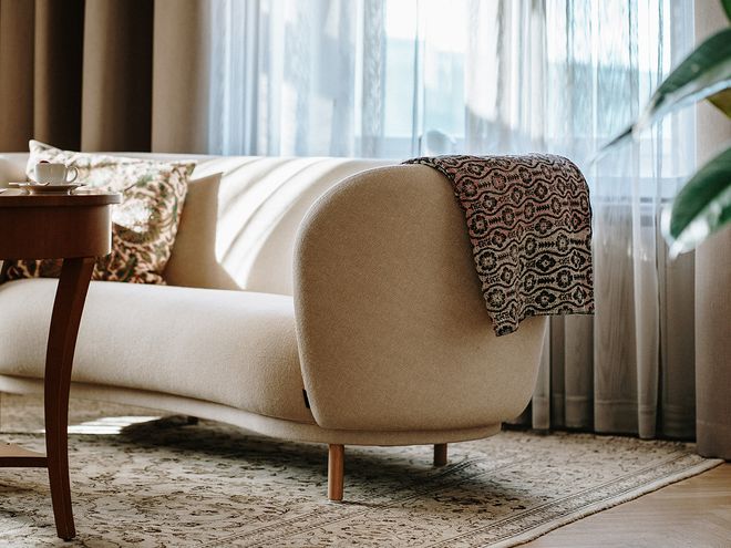 Dandy sofa by Massproductions