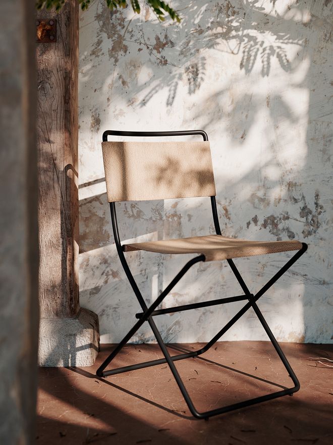 ferm LIVING  Desert dining chair, black - sand