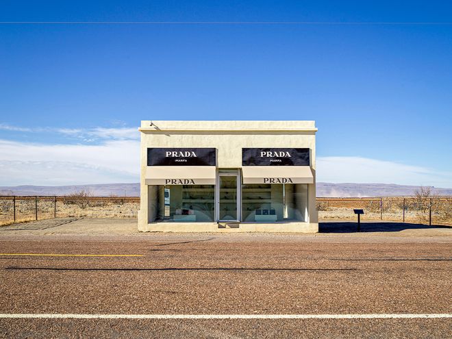 Prada Marfa, Texas