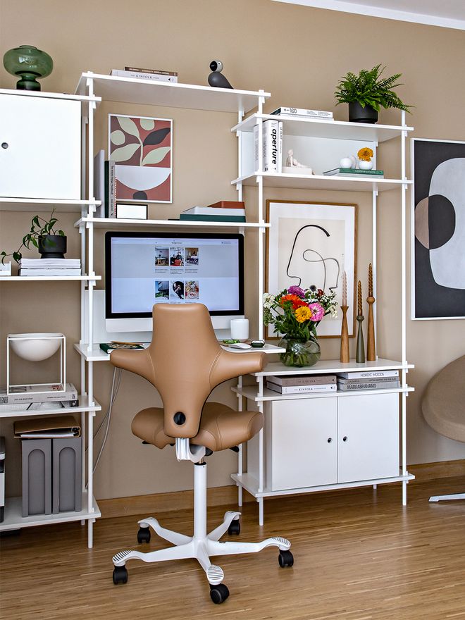 Moebe shelf